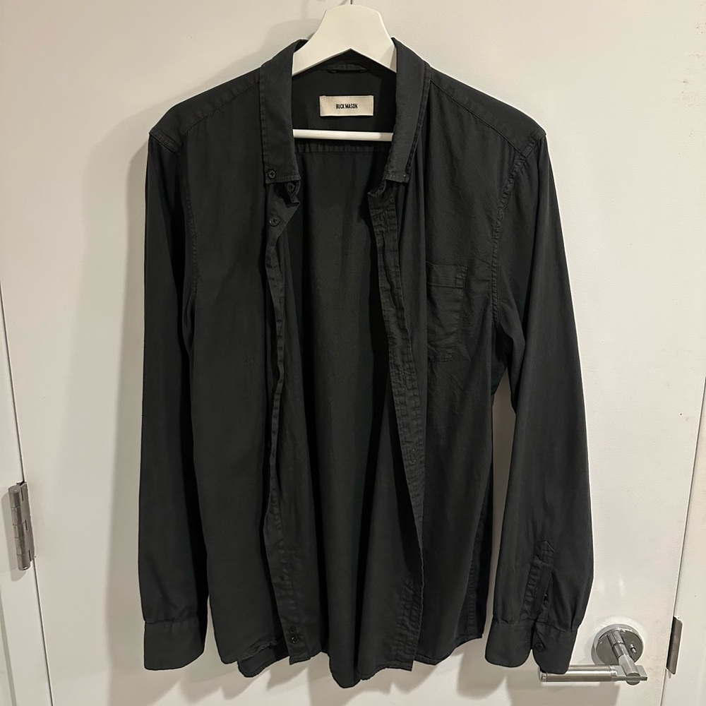 Black Buck Mason Button Down - Large